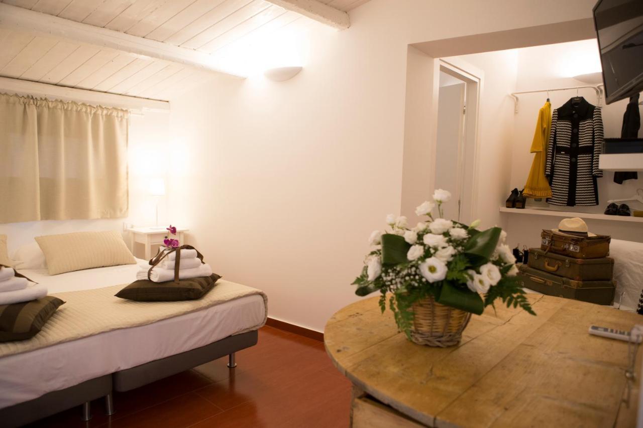 Bed and Breakfast Yhomisus à Comiso Extérieur photo